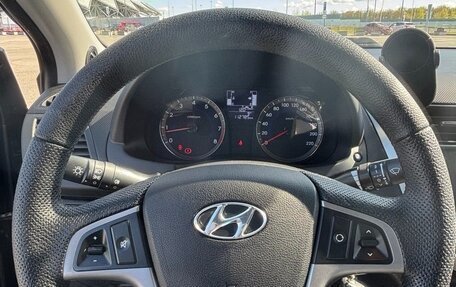 Hyundai Solaris II рестайлинг, 2015 год, 930 000 рублей, 13 фотография