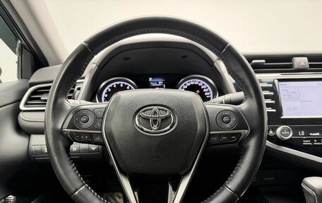 Toyota Camry, 2018 год, 2 247 000 рублей, 18 фотография