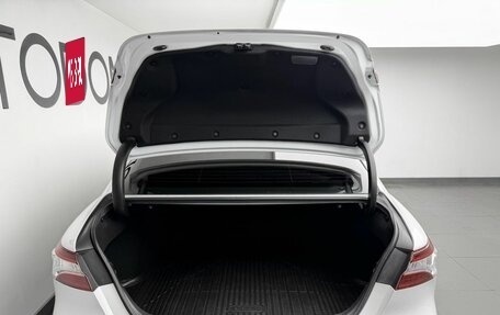 Toyota Camry, 2018 год, 2 247 000 рублей, 22 фотография