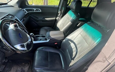Ford Explorer VI, 2015 год, 2 100 000 рублей, 5 фотография