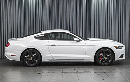 Ford Mustang VI рестайлинг, 2017 год, 2 980 000 рублей, 5 фотография