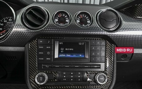 Ford Mustang VI рестайлинг, 2017 год, 2 980 000 рублей, 15 фотография