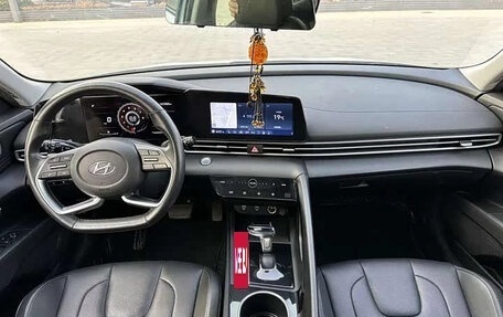 Hyundai Elantra, 2022 год, 1 280 000 рублей, 9 фотография