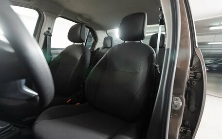 Renault Logan II, 2018 год, 1 000 000 рублей, 8 фотография