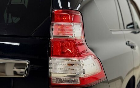 Toyota Land Cruiser Prado 150 рестайлинг 2, 2015 год, 3 839 000 рублей, 10 фотография