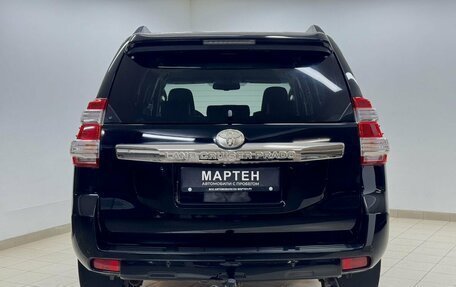 Toyota Land Cruiser Prado 150 рестайлинг 2, 2015 год, 3 839 000 рублей, 5 фотография