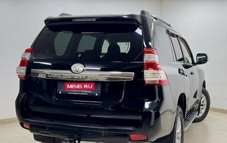 Toyota Land Cruiser Prado 150 рестайлинг 2, 2015 год, 3 839 000 рублей, 6 фотография