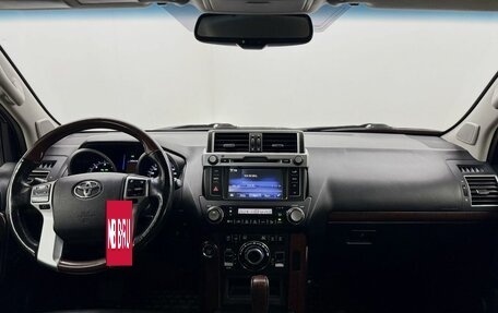 Toyota Land Cruiser Prado 150 рестайлинг 2, 2015 год, 3 839 000 рублей, 21 фотография