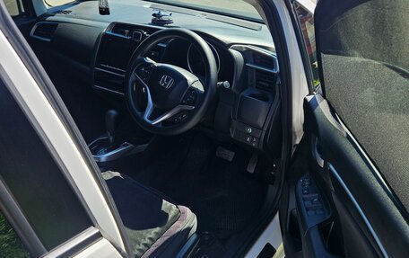 Honda Fit III, 2018 год, 1 555 000 рублей, 6 фотография