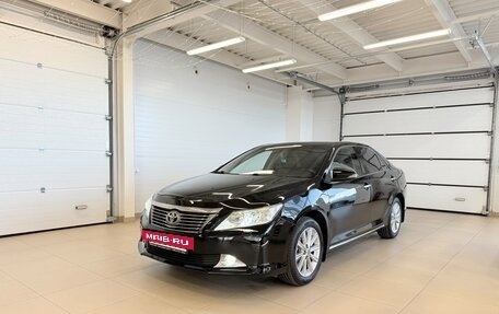 Toyota Camry, 2014 год, 1 749 999 рублей, 2 фотография