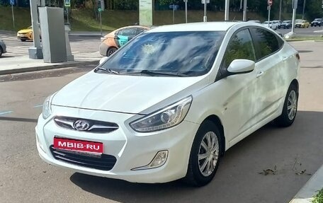 Hyundai Solaris II рестайлинг, 2014 год, 830 000 рублей, 1 фотография