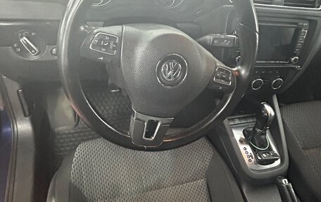 Volkswagen Jetta VI, 2012 год, 1 000 000 рублей, 9 фотография