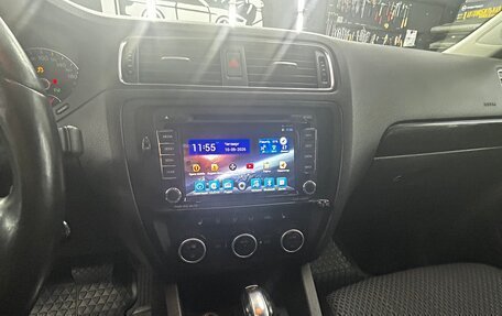 Volkswagen Jetta VI, 2012 год, 1 000 000 рублей, 11 фотография