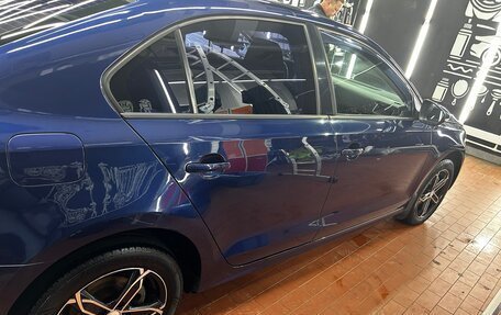 Volkswagen Jetta VI, 2012 год, 1 000 000 рублей, 17 фотография