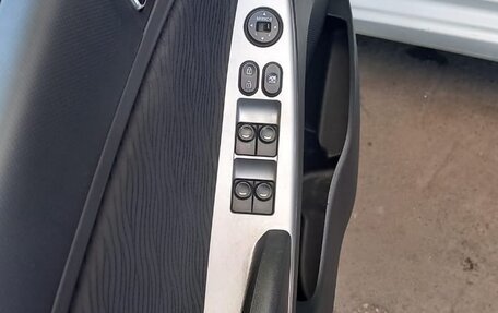 Hyundai Solaris II рестайлинг, 2014 год, 830 000 рублей, 8 фотография