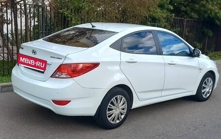 Hyundai Solaris II рестайлинг, 2014 год, 830 000 рублей, 3 фотография