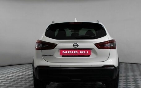 Nissan Qashqai, 2019 год, 2 107 000 рублей, 6 фотография