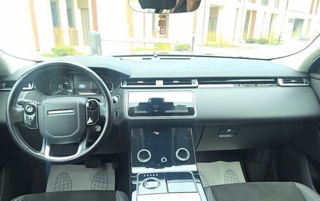 Land Rover Range Rover Velar I, 2018 год, 3 250 000 рублей, 16 фотография