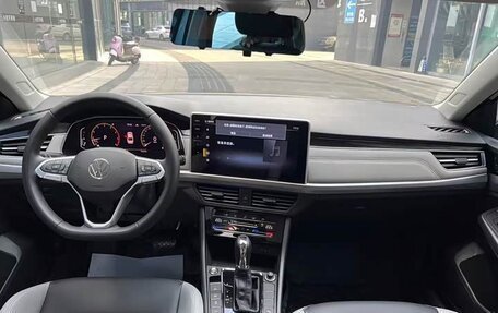 Volkswagen Bora, 2022 год, 1 544 000 рублей, 11 фотография
