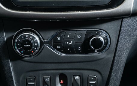 Renault Logan II, 2020 год, 1 120 000 рублей, 14 фотография