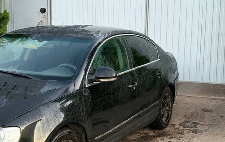 Volkswagen Passat B6, 2005 год, 415 000 рублей, 4 фотография