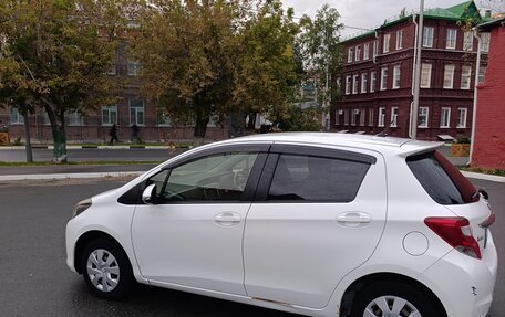 Toyota Vitz, 2014 год, 650 000 рублей, 3 фотография