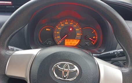 Toyota Vitz, 2014 год, 650 000 рублей, 10 фотография