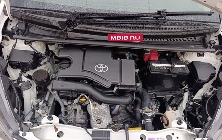 Toyota Vitz, 2014 год, 650 000 рублей, 5 фотография