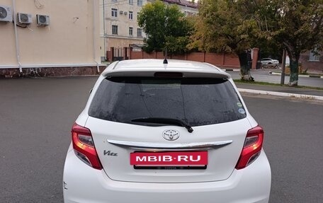 Toyota Vitz, 2014 год, 650 000 рублей, 2 фотография