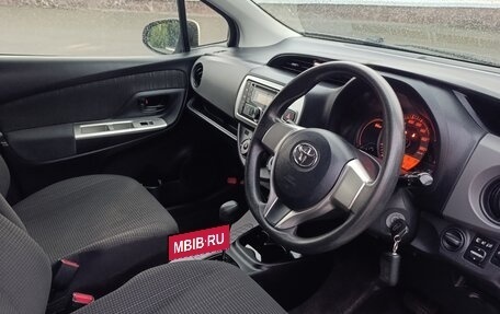 Toyota Vitz, 2014 год, 650 000 рублей, 11 фотография