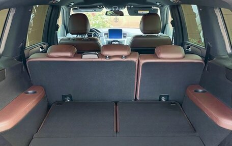 Mercedes-Benz GL-Класс, 2015 год, 3 155 000 рублей, 22 фотография