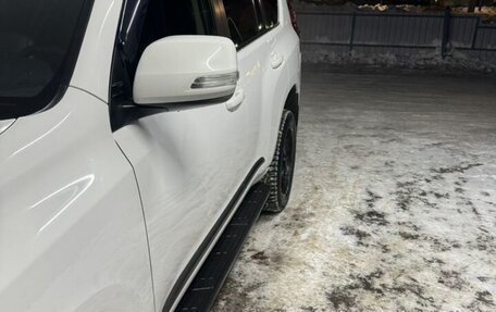 Toyota Land Cruiser Prado 150 рестайлинг 2, 2016 год, 3 950 000 рублей, 2 фотография