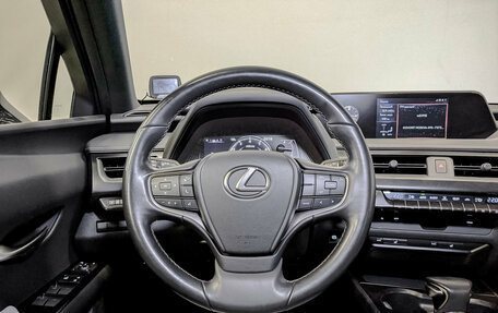 Lexus UX I, 2019 год, 3 300 000 рублей, 17 фотография