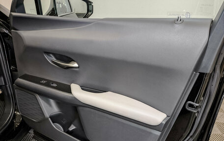 Lexus UX I, 2019 год, 3 300 000 рублей, 19 фотография