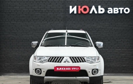 Mitsubishi Pajero Sport II рестайлинг, 2012 год, 1 890 000 рублей, 2 фотография
