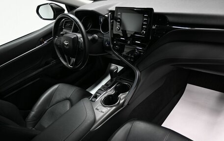 Toyota Camry, 2021 год, 2 475 000 рублей, 13 фотография