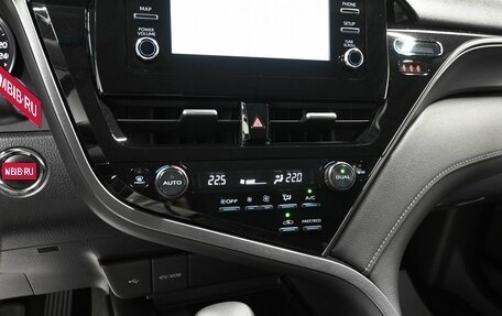 Toyota Camry, 2021 год, 2 475 000 рублей, 15 фотография