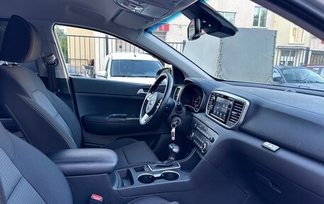 KIA Sportage IV рестайлинг, 2019 год, 1 990 000 рублей, 6 фотография