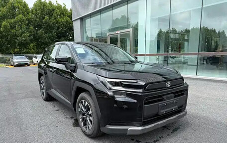 Toyota RAV4, 2026 год, 4 420 000 рублей, 3 фотография