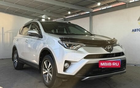 Toyota RAV4, 2019 год, 2 999 000 рублей, 7 фотография