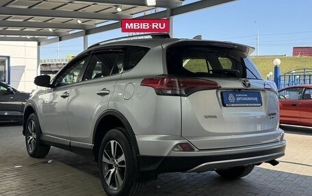 Toyota RAV4, 2019 год, 2 999 000 рублей, 3 фотография