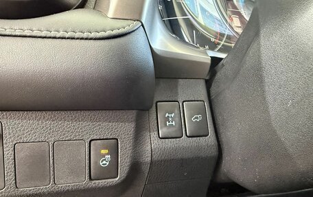 Toyota RAV4, 2019 год, 2 999 000 рублей, 18 фотография