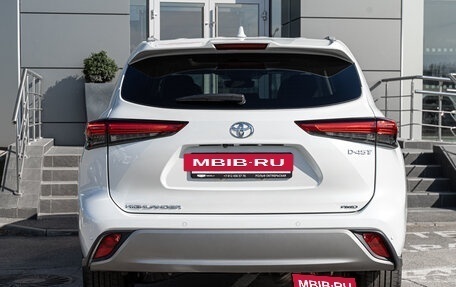 Toyota Highlander, 2026 год, 5 800 000 рублей, 6 фотография