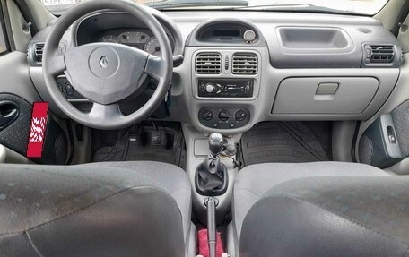 Renault Symbol I, 2005 год, 230 000 рублей, 10 фотография