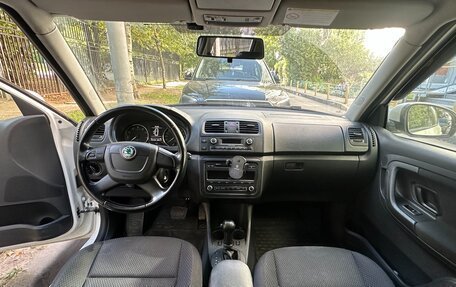 Skoda Fabia II, 2012 год, 650 000 рублей, 5 фотография