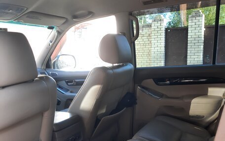 Toyota Land Cruiser Prado 120 рестайлинг, 2008 год, 1 800 000 рублей, 8 фотография