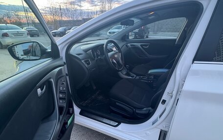 Hyundai Elantra V, 2013 год, 1 090 000 рублей, 7 фотография