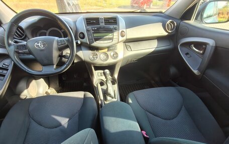 Toyota RAV4, 2010 год, 850 000 рублей, 18 фотография