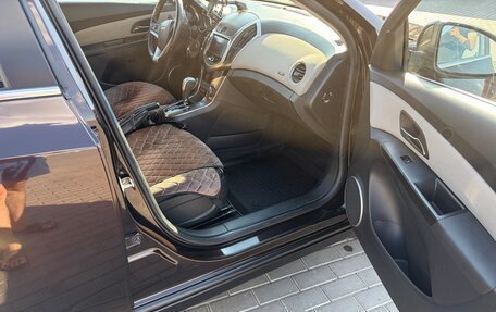 Chevrolet Cruze II, 2013 год, 700 000 рублей, 9 фотография
