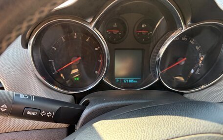 Chevrolet Cruze II, 2013 год, 700 000 рублей, 15 фотография